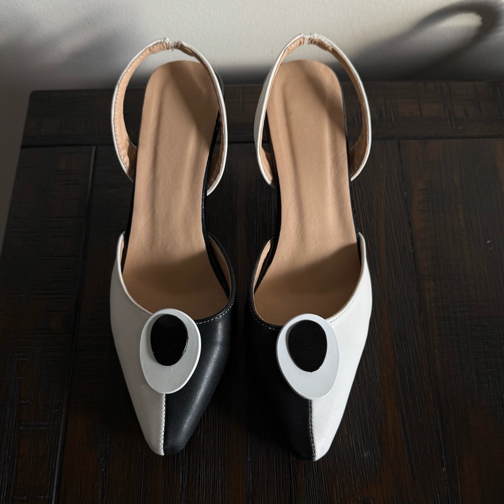 New Elegant Black and White Women's Shoes